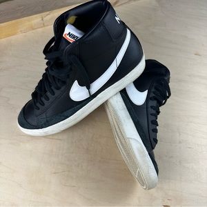 Nike blazer mid men’s sneaker